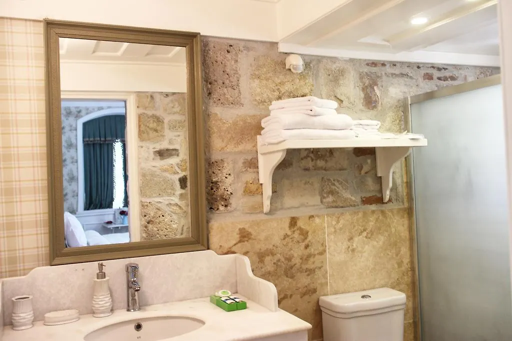 Lola 38 Hotel Foca