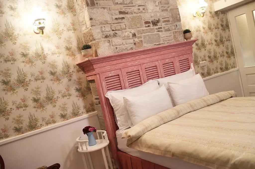 Lola 38 Hotel Foca