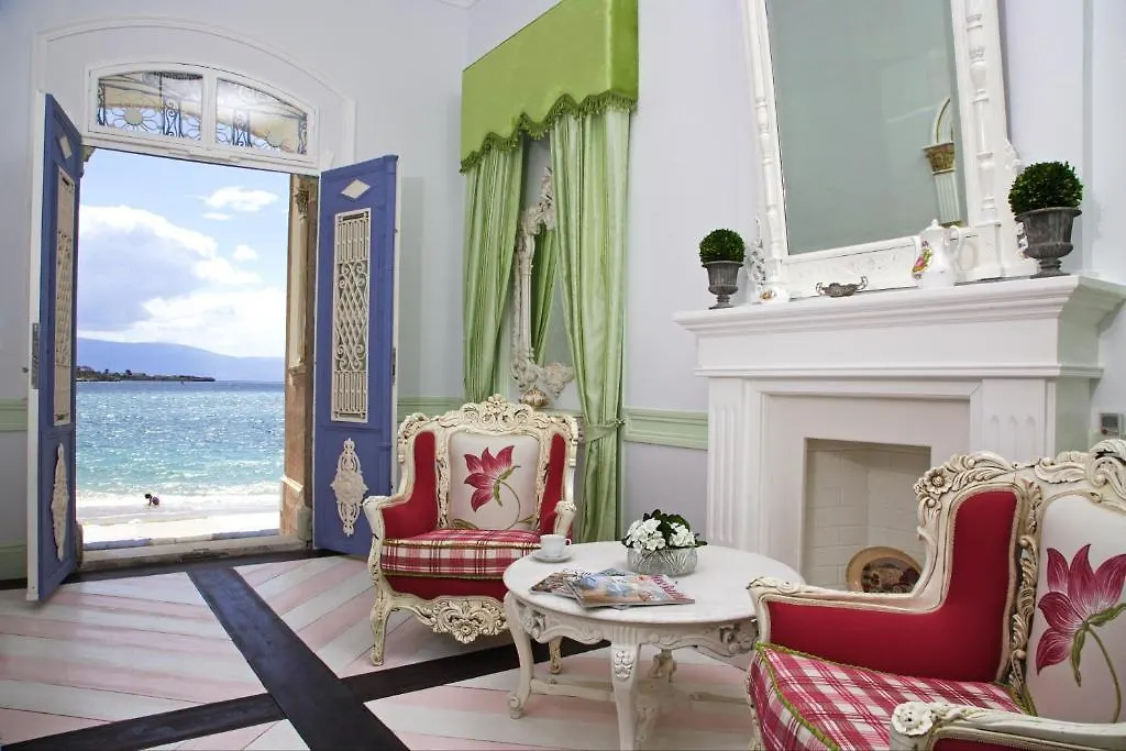 Lola 38 Hotel Foca