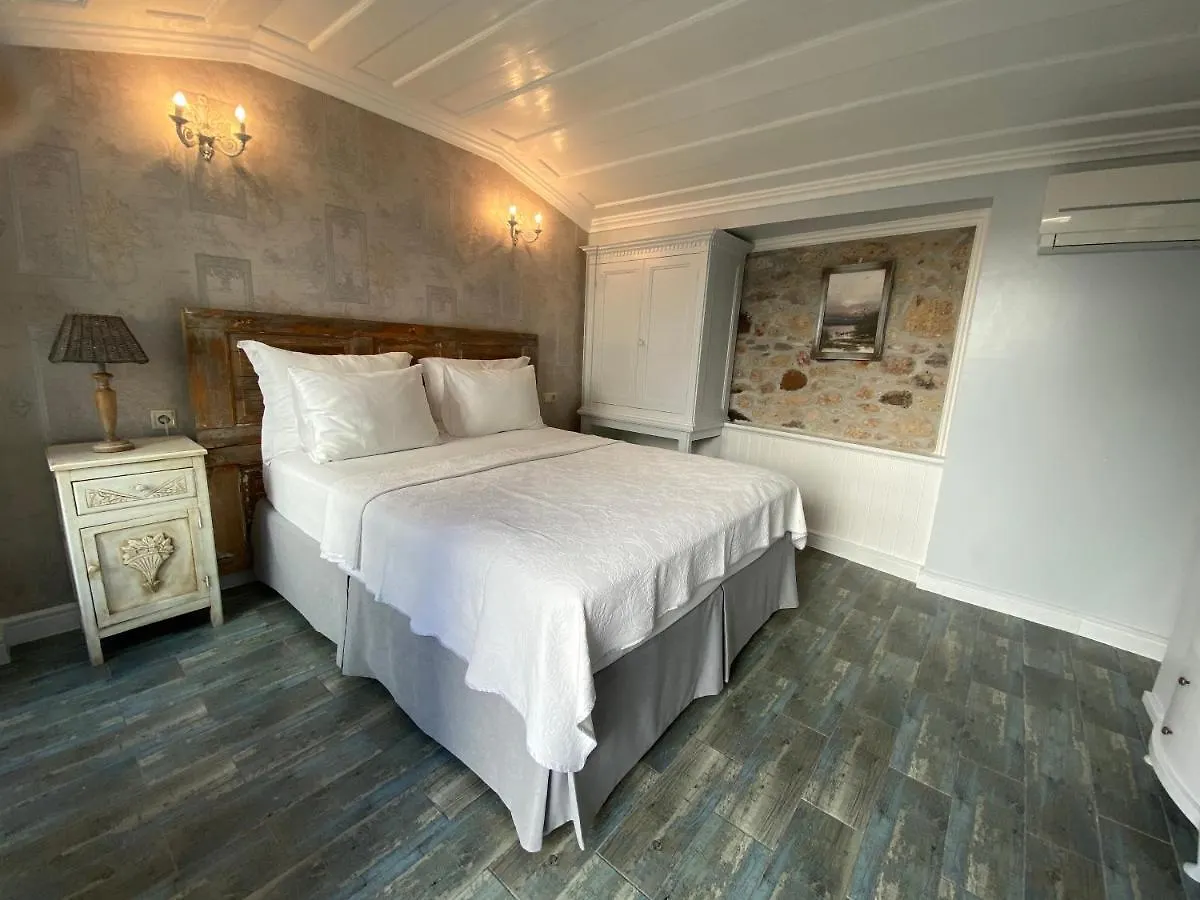 Lola 38 Hotel Foca